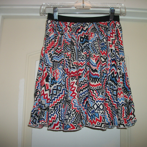 Y2K RED WHTE & BLUE FLOUNCE CHEVRON SKIRT, 12/14 P - Picture 3 of 4